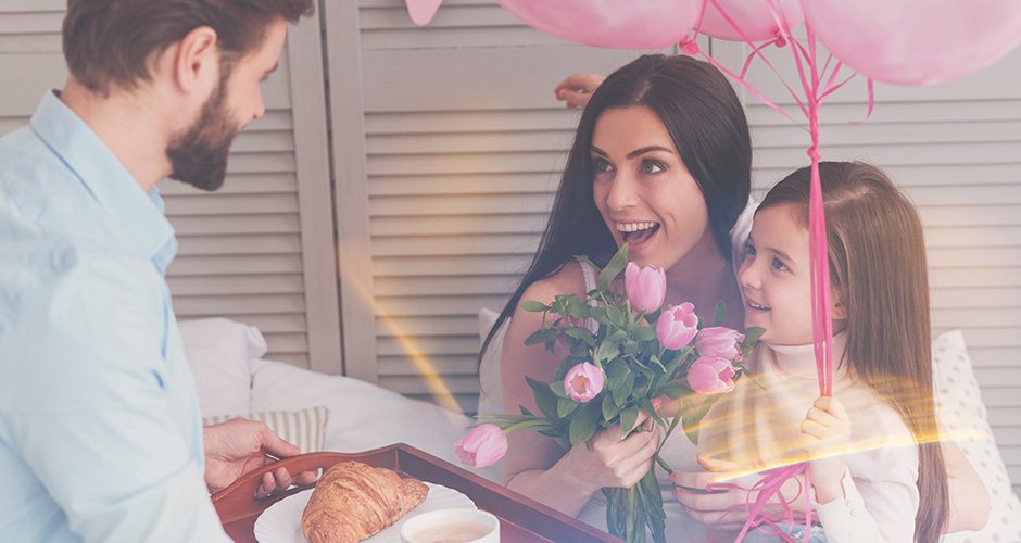 Mother's Day Morning Ideas at Home: From Breakfast in Bed to Balloons